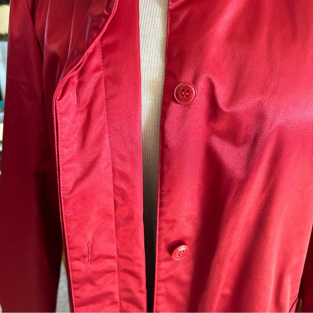 SOLD SOLD Vintage 1940s Style Coat Trench Red Satiny Raincoat Belted L XL - Picture 5 of 9